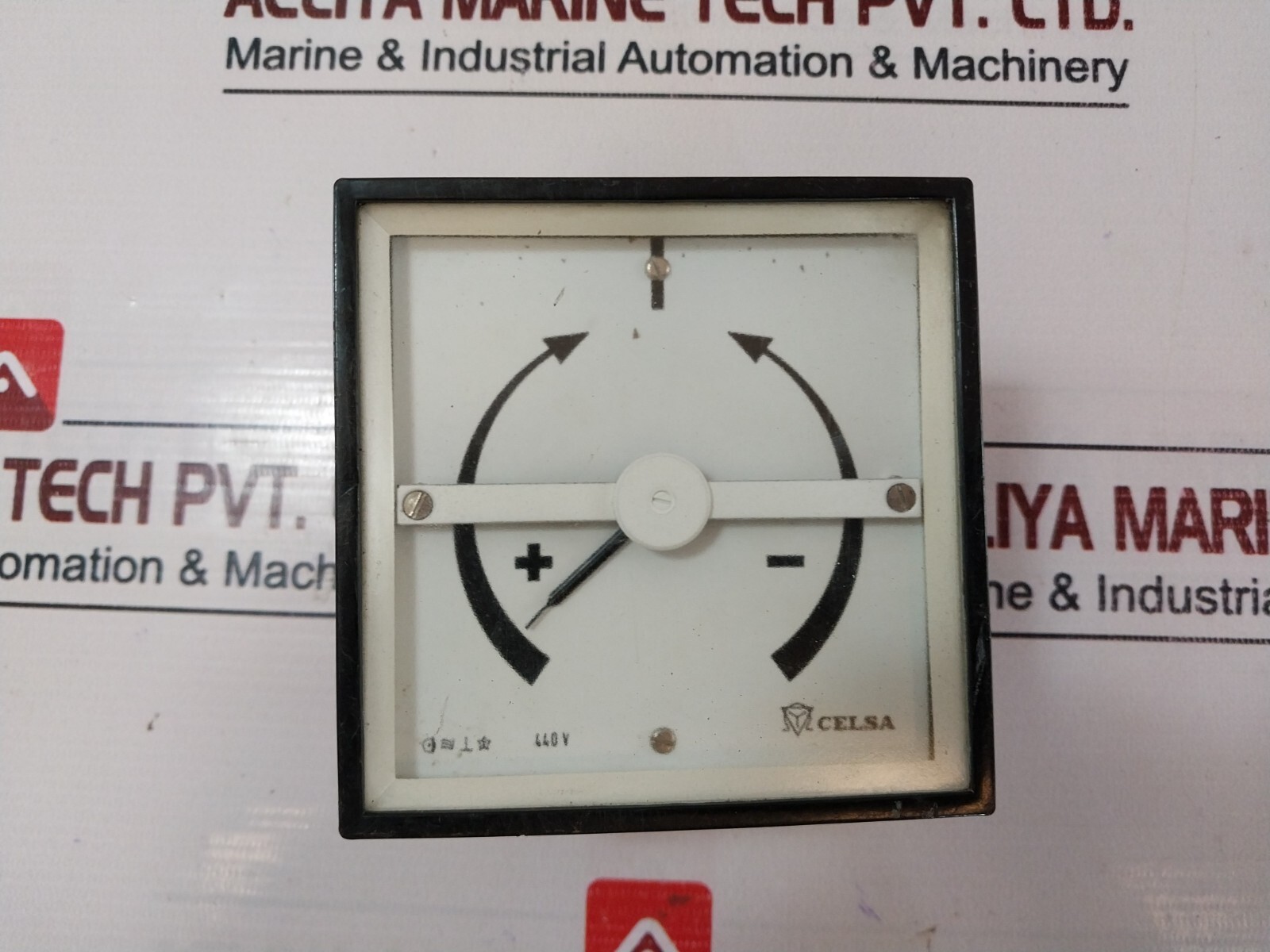 Celsa 440V Volt Meter
