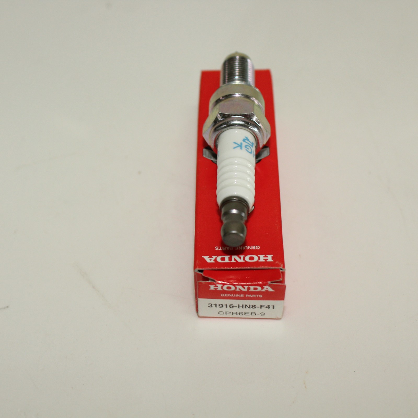 Honda 31916-HN8-F41 NGK CPR6EB-9 Spark Plug
