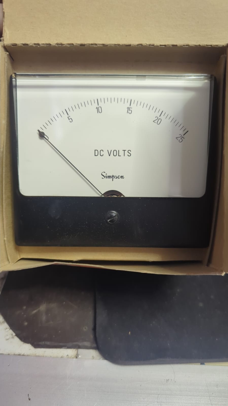 11329 0-15 DCV  SIMPSON INSTRUMENTS