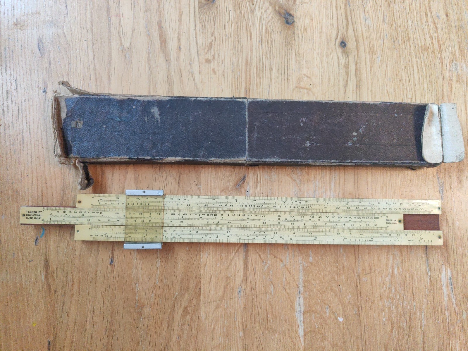VINTAGE UNIQUE UNIVERSAL SLIDE RULE ORIGINAL BOX Antique Made In England Ruler