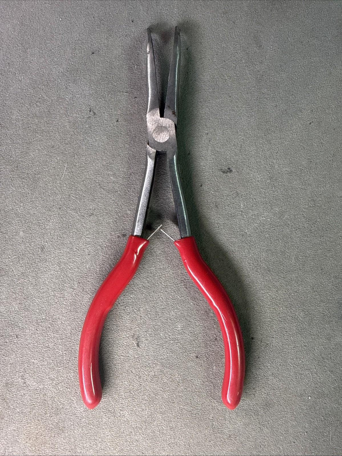 Mac Tools 7" Curved Nosed Smooth Pliers P301714
