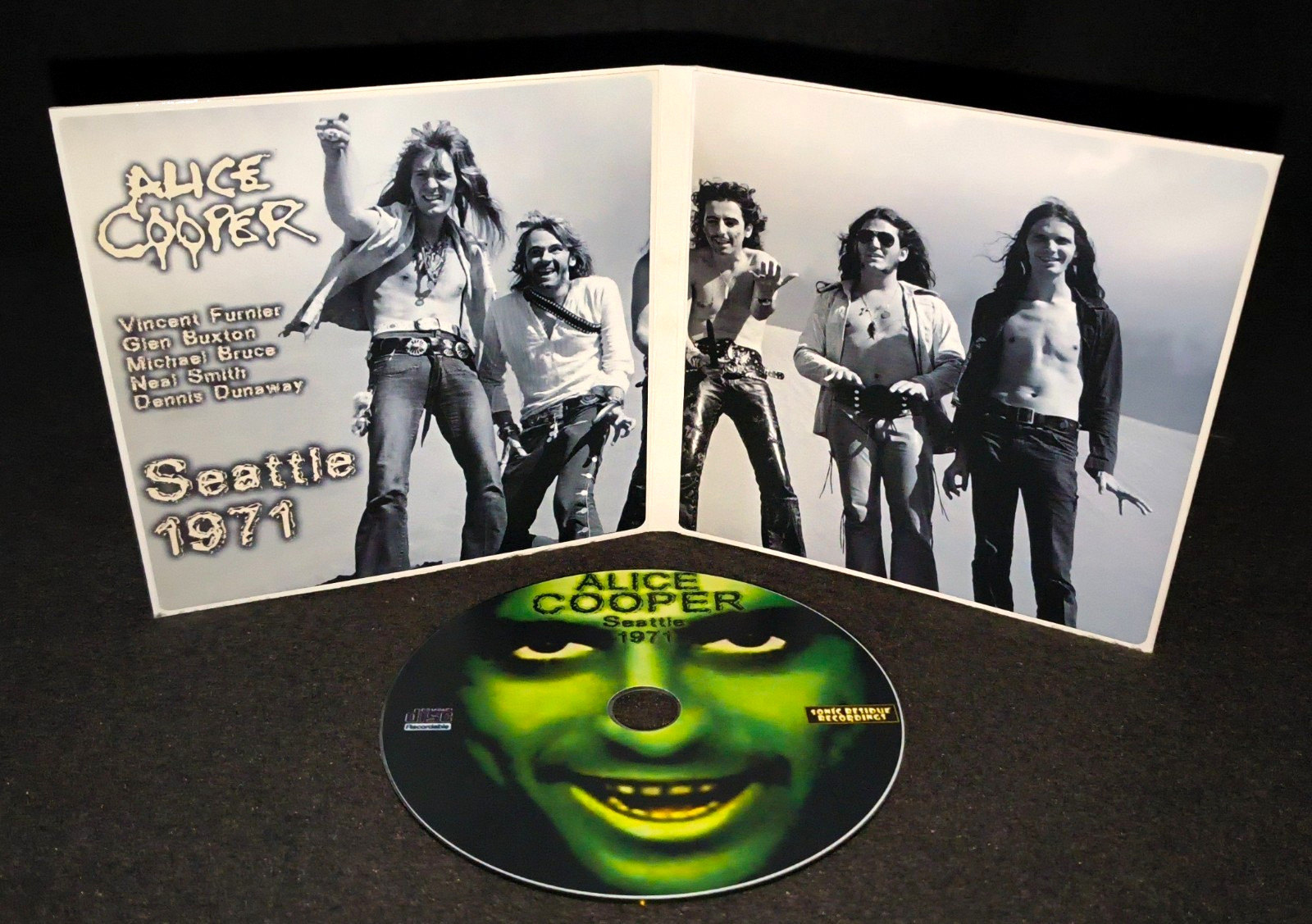 Alice Cooper Seattle 1971 Gate Fold CD Package NEW