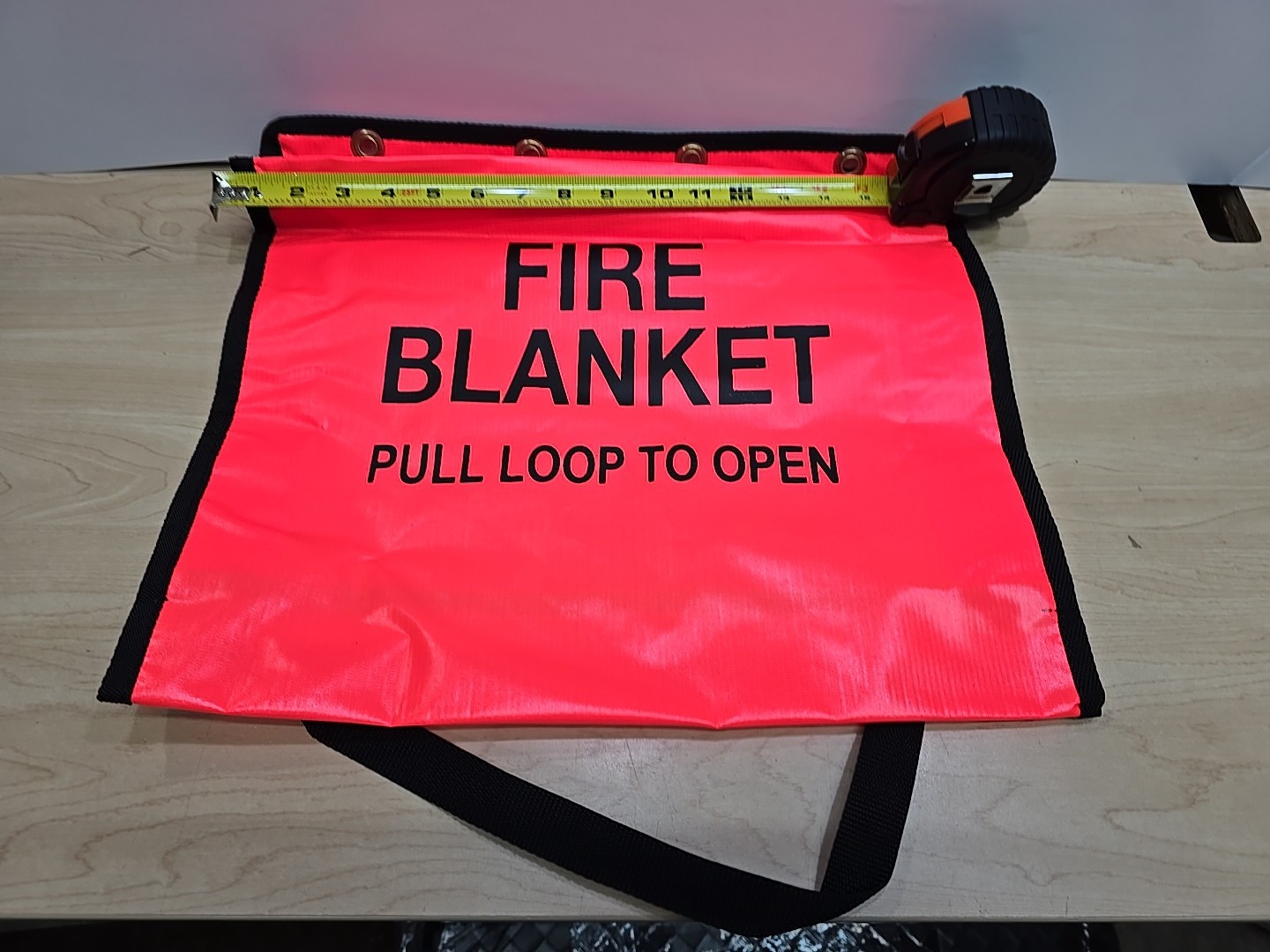 1 Vinyl Wall Mount Case Fire Blanket Quick Access Pull Emergency Bag Heavy NEW