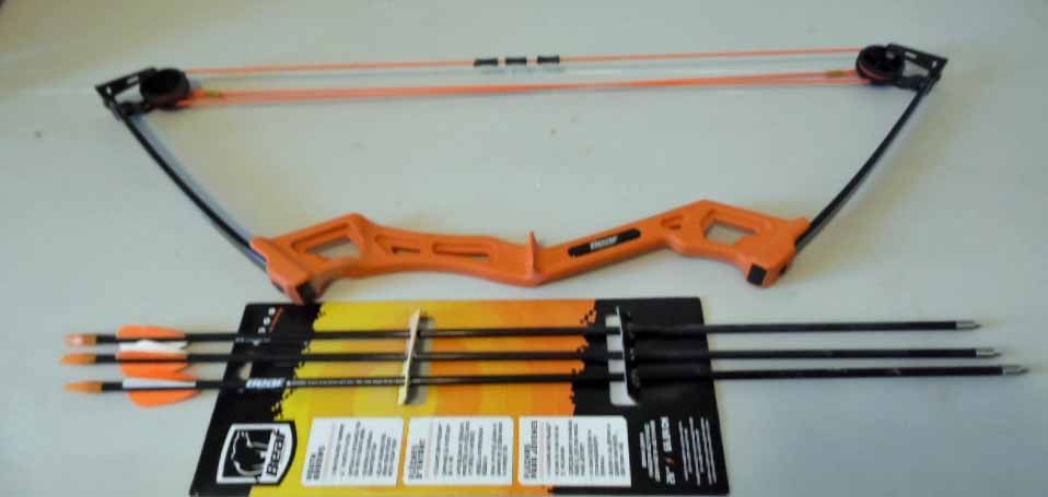 Bear Archery Youth Compound Bow-- Used Excellent Condition