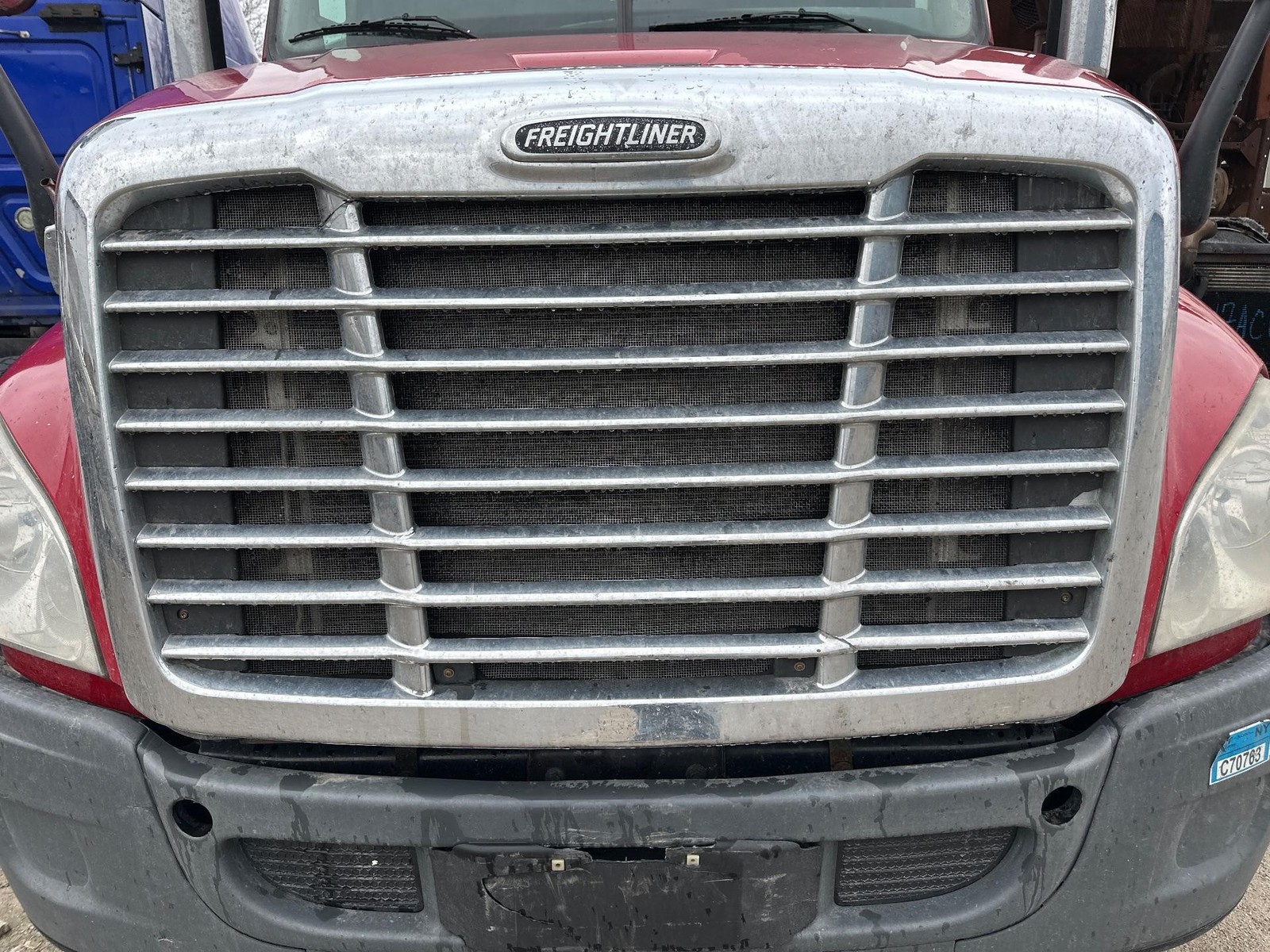 2008-2019 Freightliner CASCADIA Grille - Used