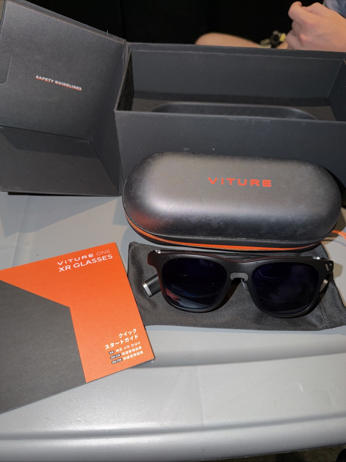 virtue one xr glasses Jet Black