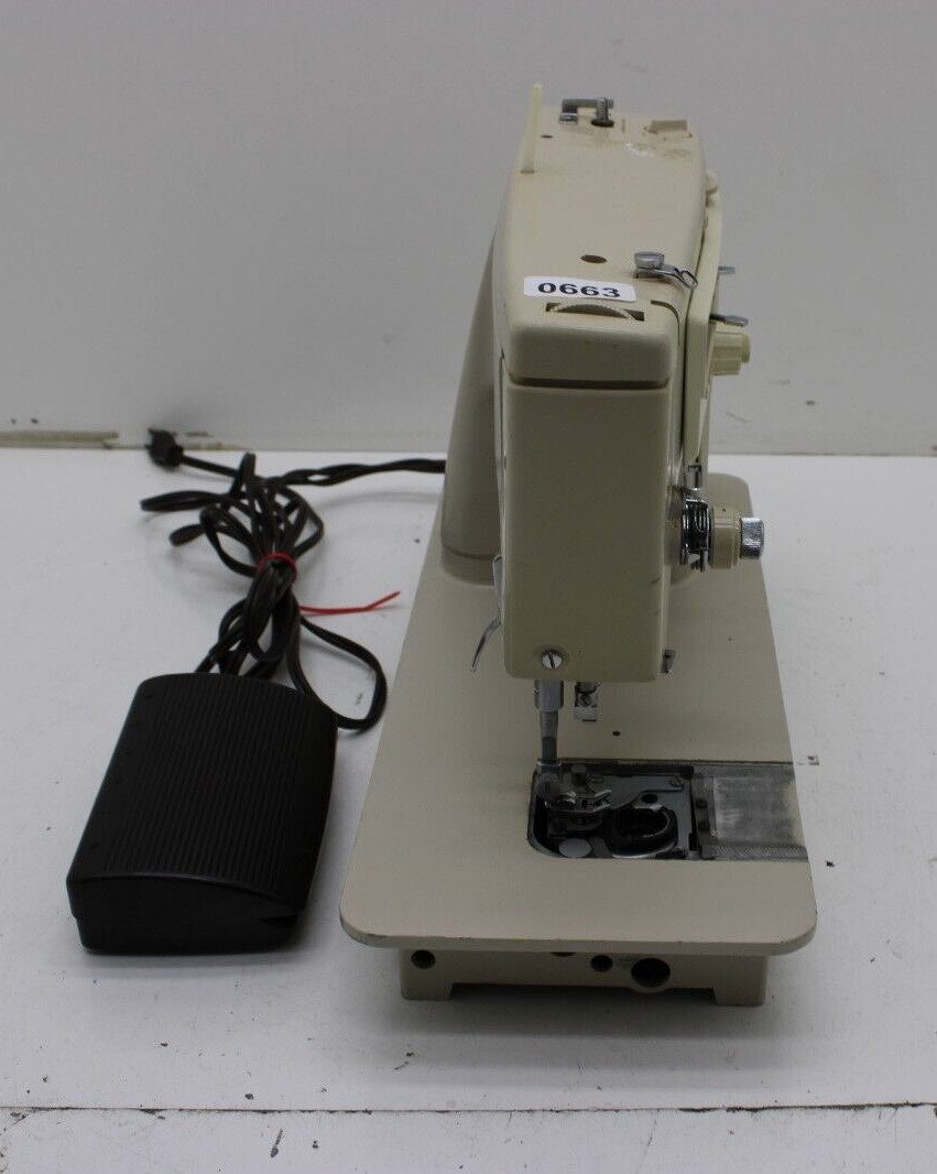 Singer Stylist 513 Sewing Machine - Parts Only