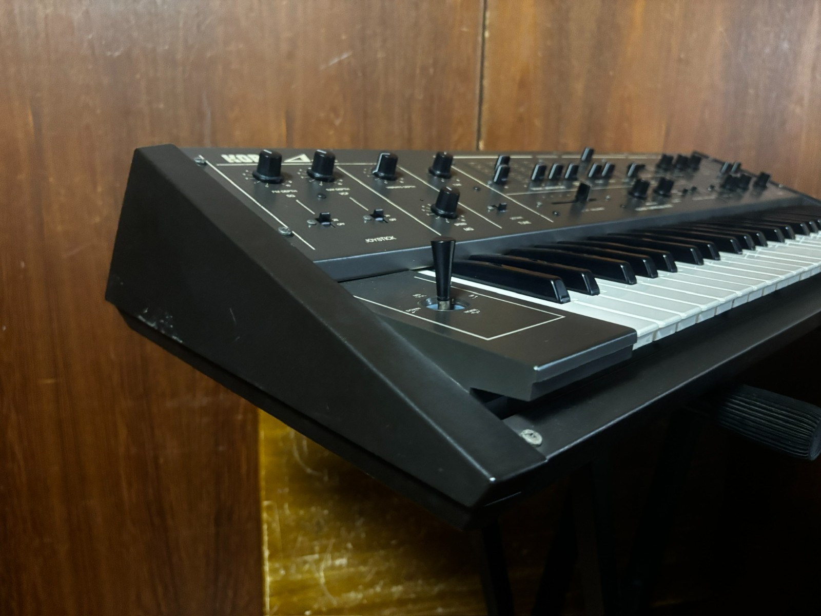 Korg Delta DL-50 Analog semi-poly synth/string keyboard