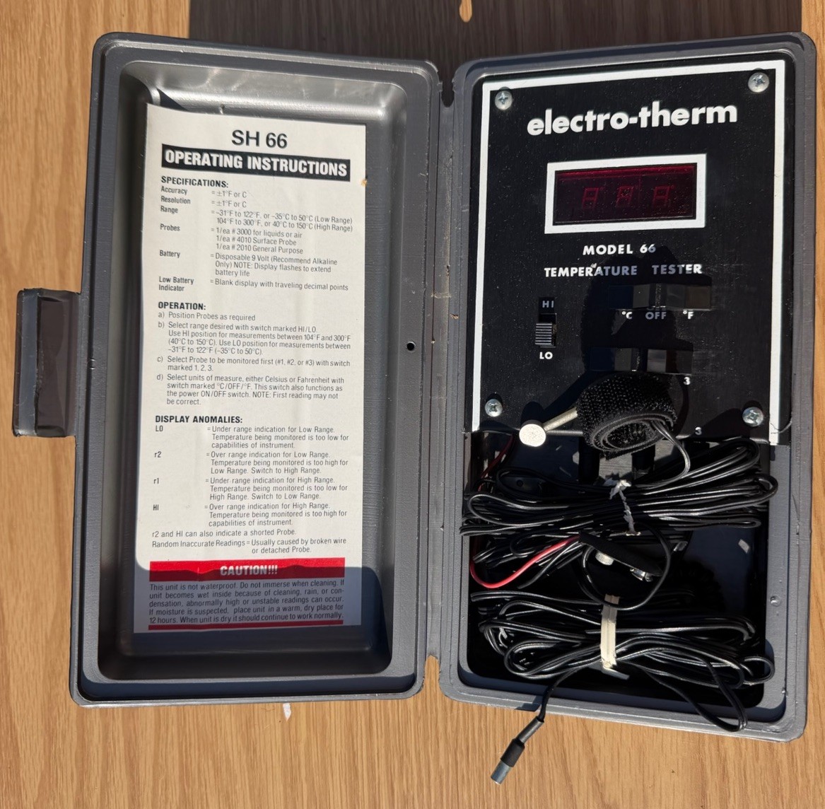COOPER SH-66 DIGITAL THERMOMETER INSTRUMENT ELECTRO-THERM & CASE W/PROBE WORKS