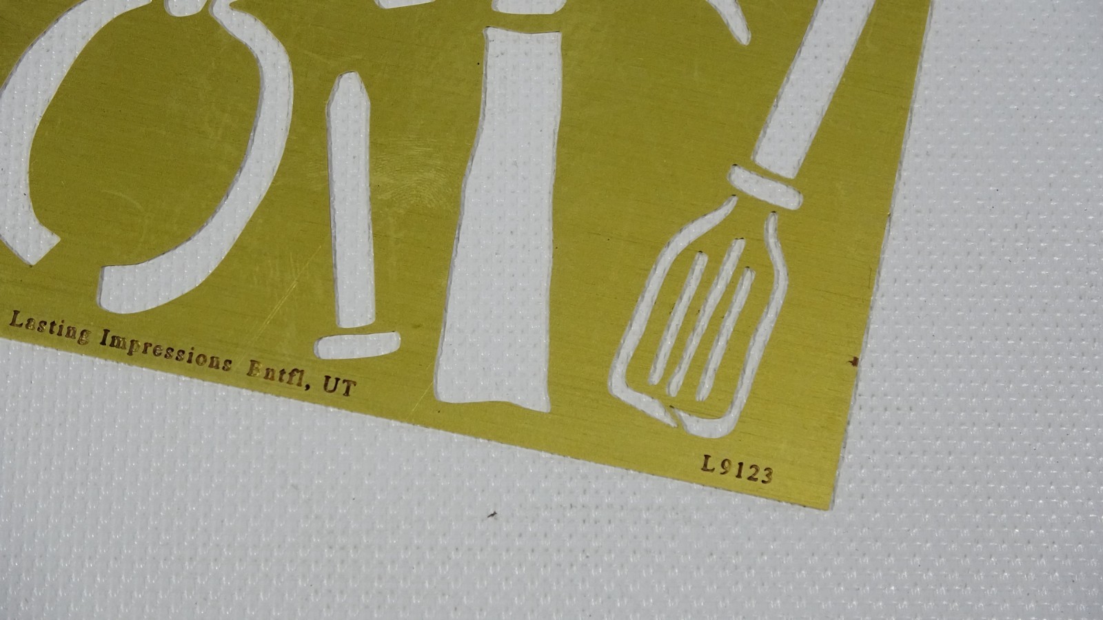 Tools Hammer - Nail - Plyers - Stencil Template Lasting Impression L9123 - 2003