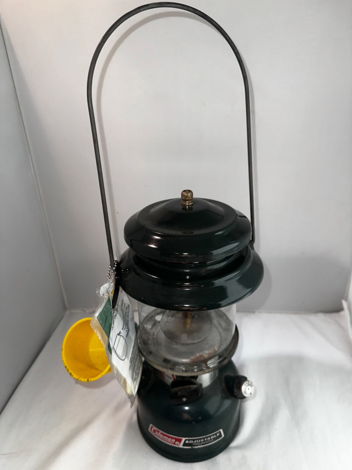 Coleman Adjustable Two Mantle lantern model 288A 10/91 Untested new mantles