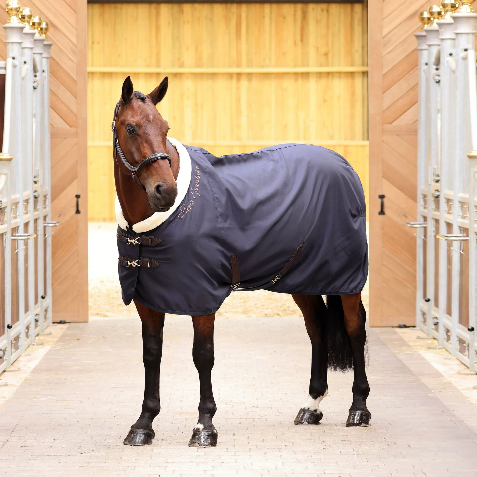Shires Deluxe Stable Sheet - Premium Breathable Horse Blanket for Stabling and