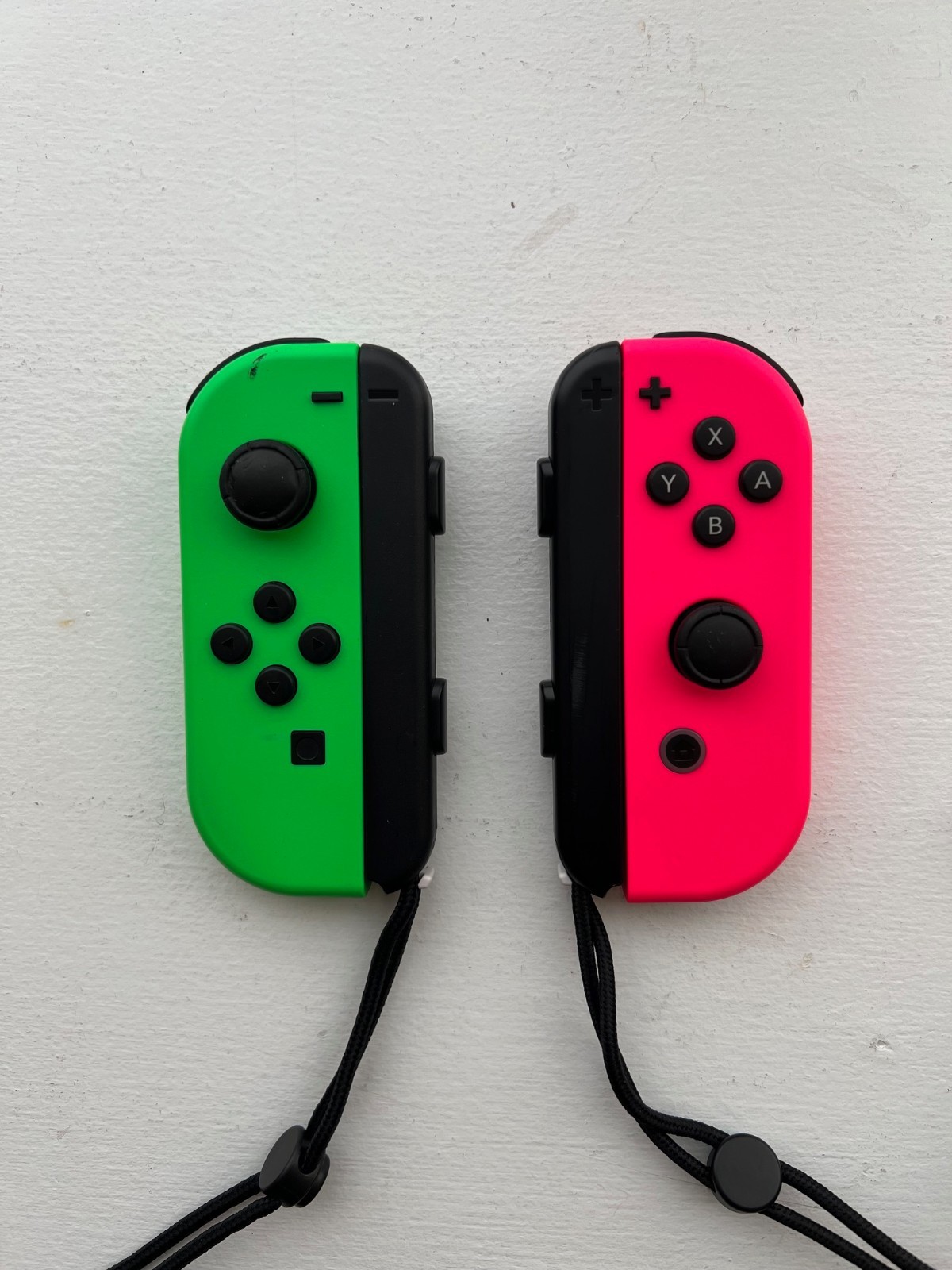 Nintendo Switch Joy-Con Left/Right Controllers OEM with Straps - Tested Working!