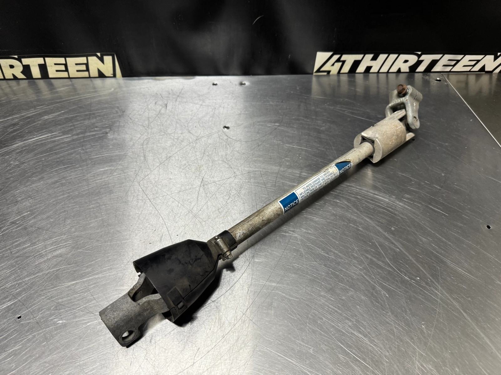 97-04 C5 CORVETTE STEERING SHAFT OEM #N188