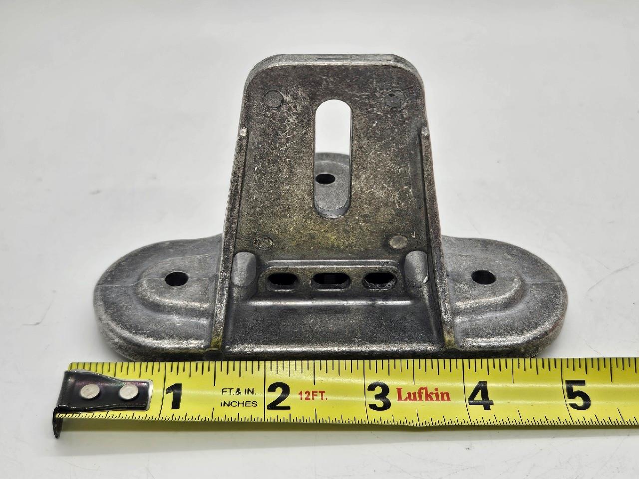 SnapNrack SpeedSeal DeckFoot, No Hardware or Rail Clips Included, Silver