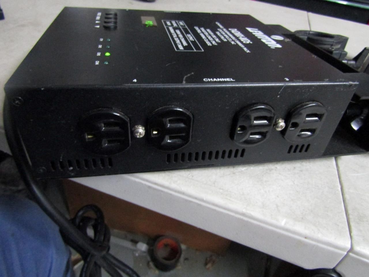 1 PAIR LEVITON Dimmers 4 Channel Programmable 5 Pin1200W Channel