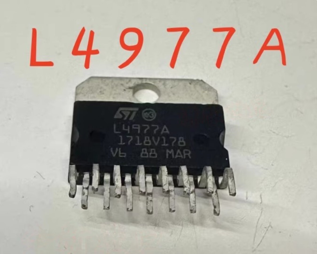 2pcs ST L4977A ZIP15 Switching Regulator IC for Power Conversion RH