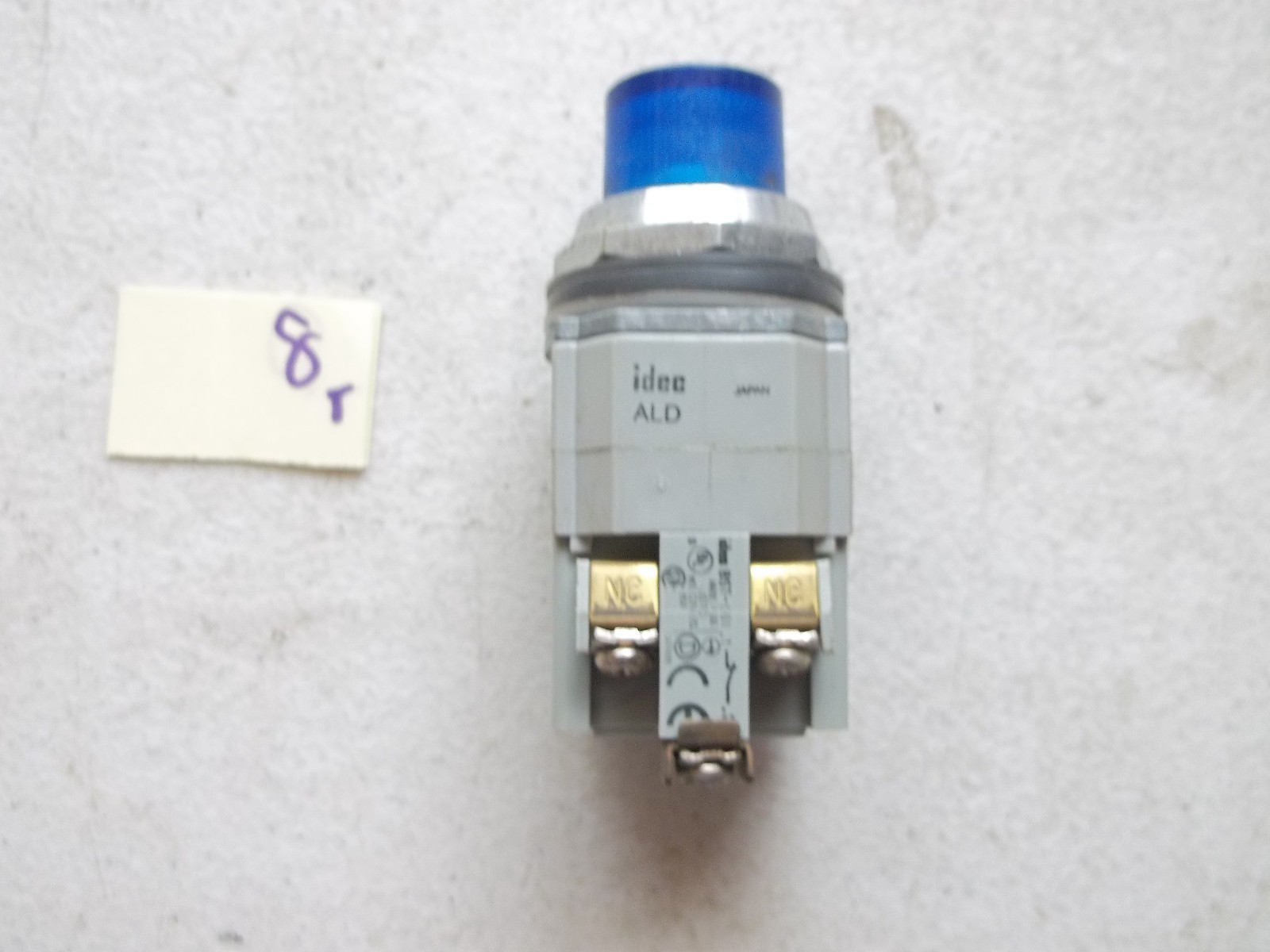 FRESH TAKEOUT IDEC BLUE PUSHBUTTON SWITCH BST-001.1  (144-2)