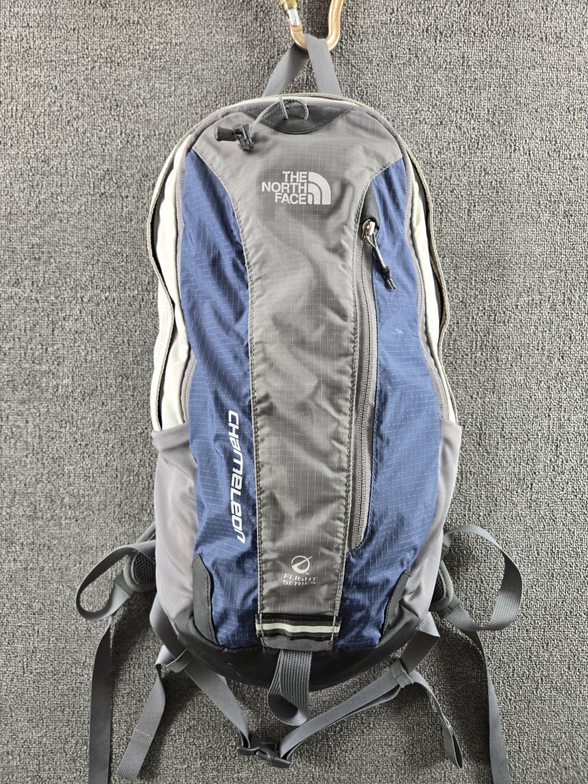 The North Face Hydration Backpack Chameleon Hiking Camping Flight Series
