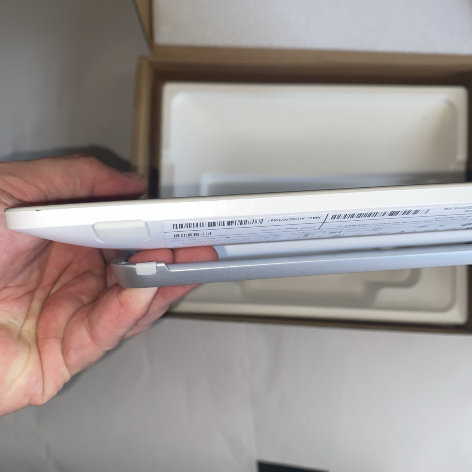 Crisco Telepresence Touch 10 Device