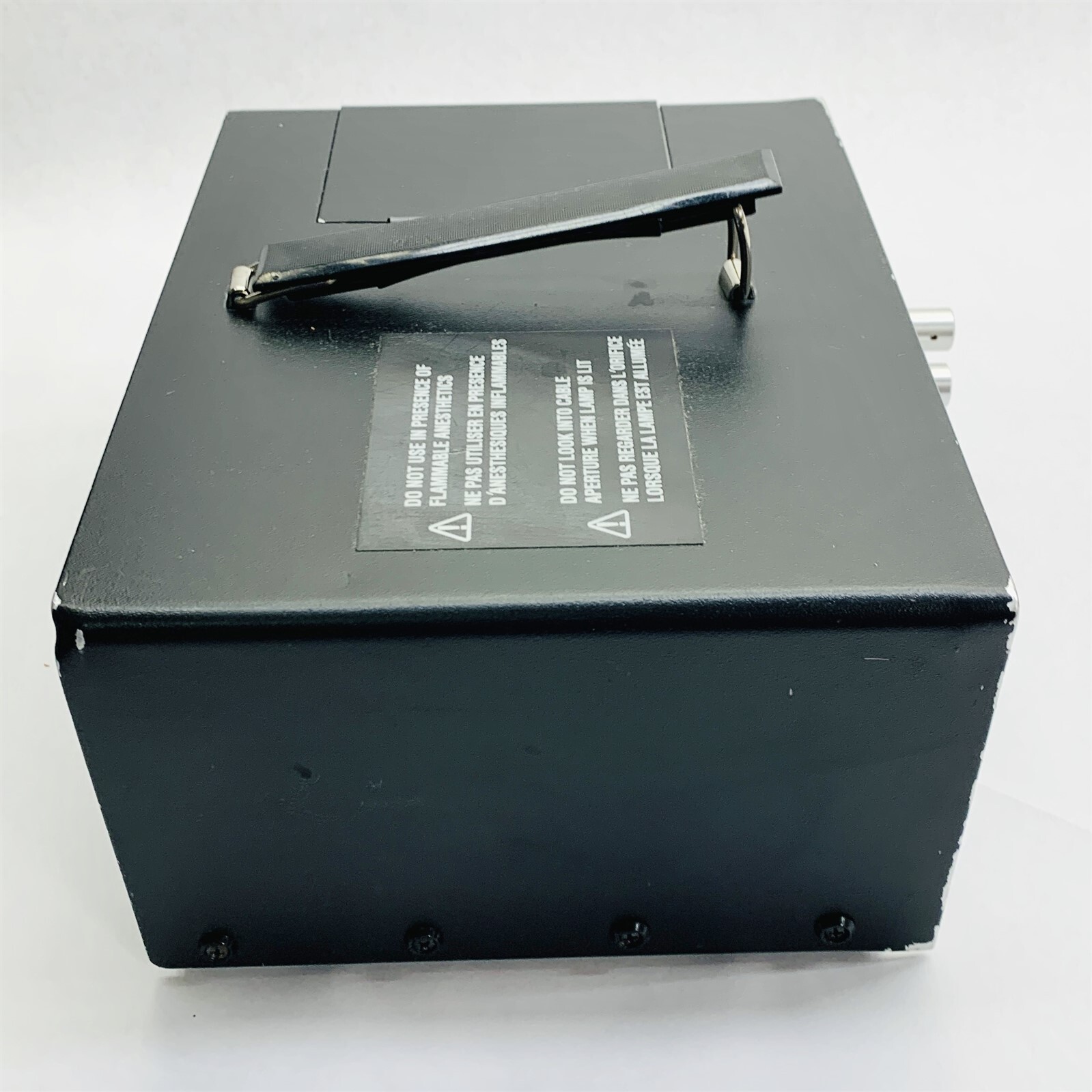BFW Maxenon Xi300 Xenon Light Source - 300W Surgical Illumination System (3010)