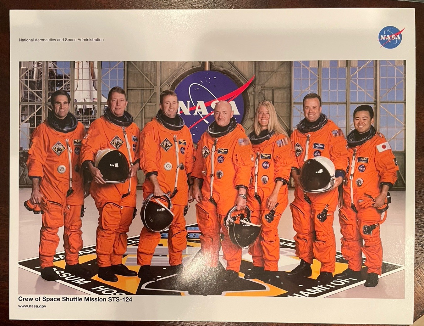 NASA PICTURES & STICKERS MEMORABILIA