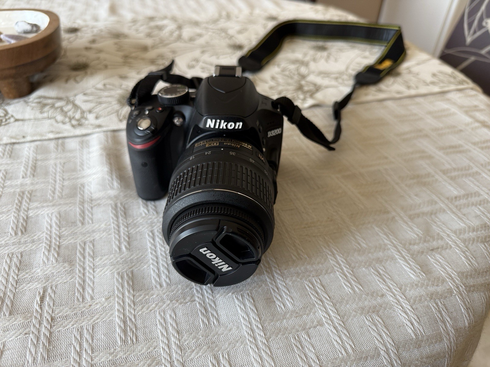 Nikon D3200 Camera with Nikon Lens, Accessories & Lowepro Bag Bundle