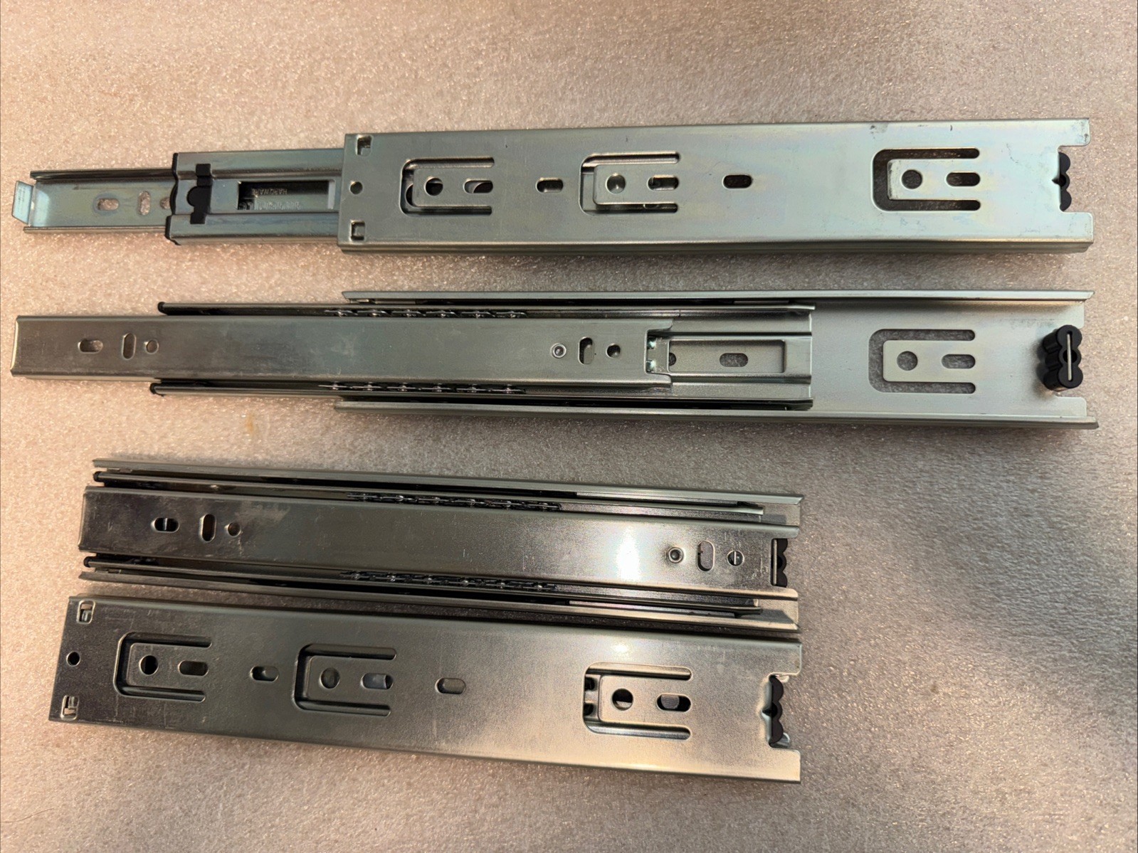 4 Pack GlideRite 10” Full Extension 100lbs Side Mount Ball Bearing Drawer Slides