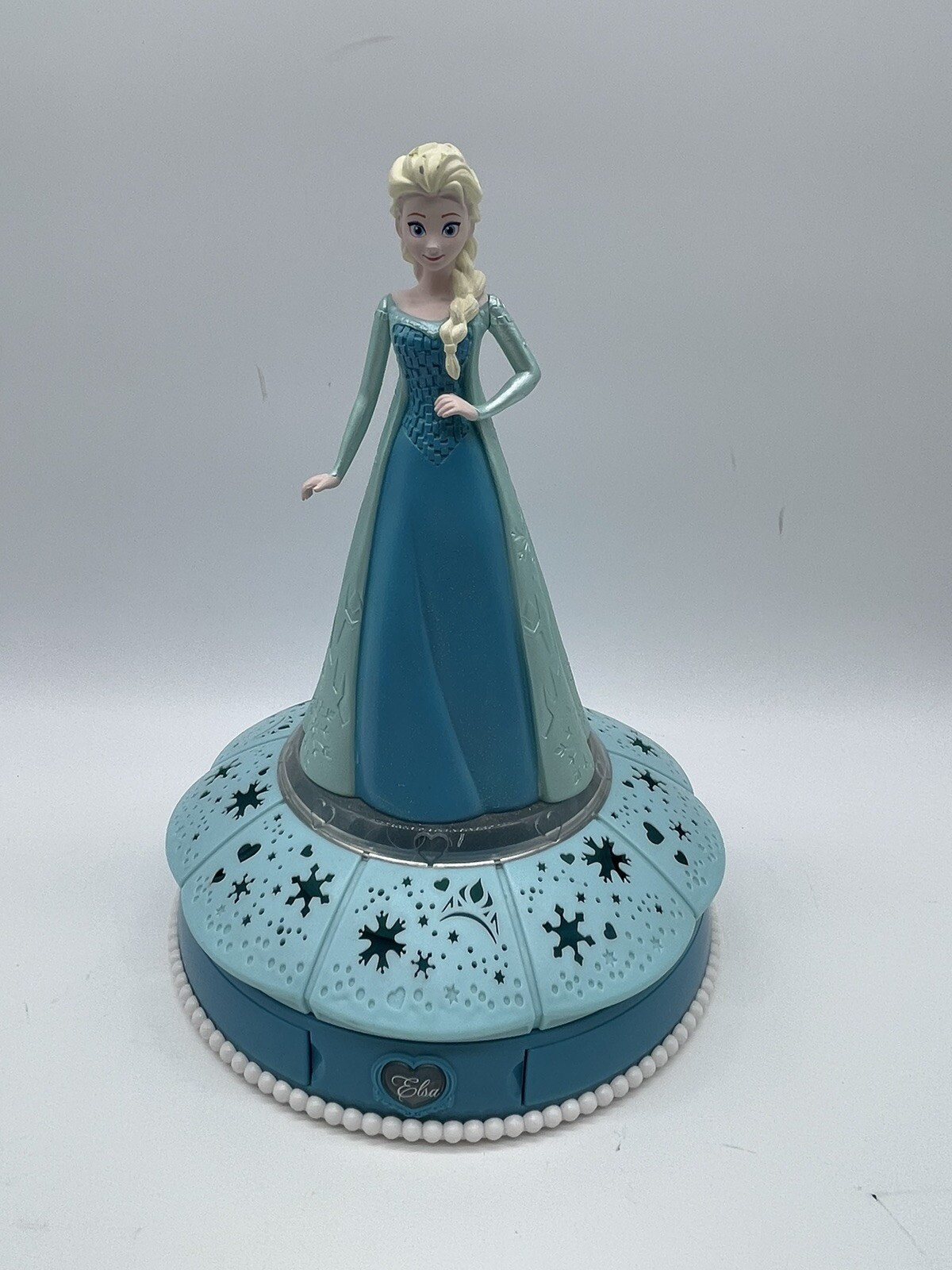 Peachtree Playthings Frozen Elsa Music Box Singing Trinket Jewelry Box Holder