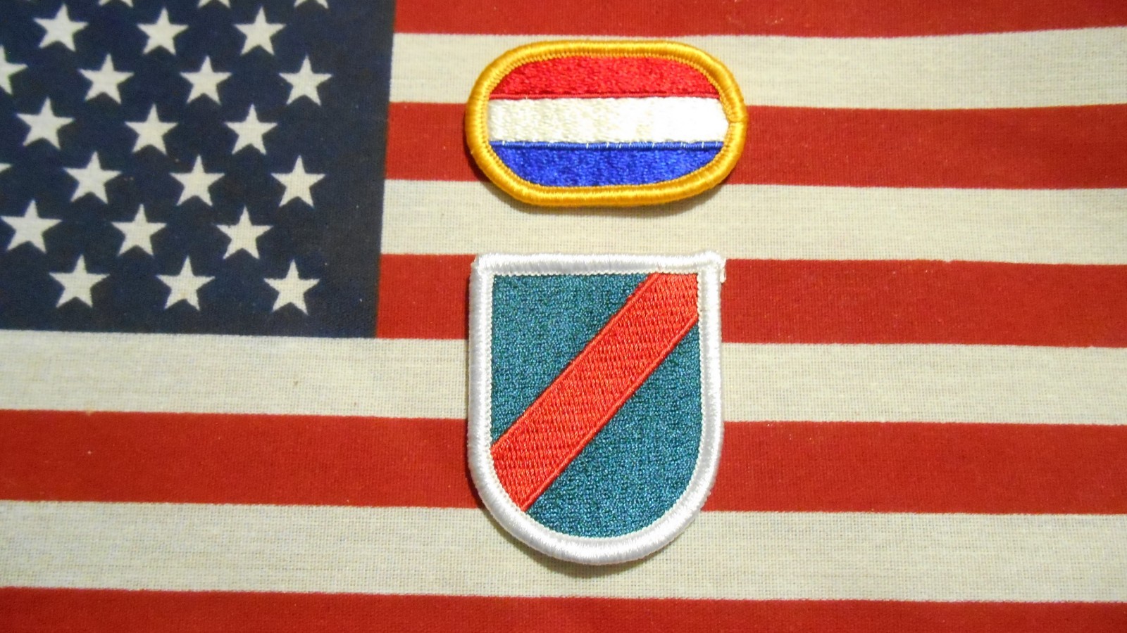 20th special forces group Airborne Beret Flash & Para oval patch m/e