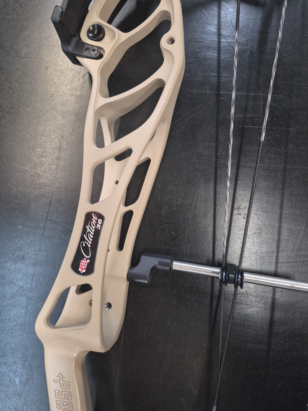 PSE Citation 36 60lbs Right Hand.
