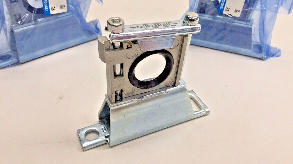SMC Y400T Spacer Interface with Bracket (Pack of 3)