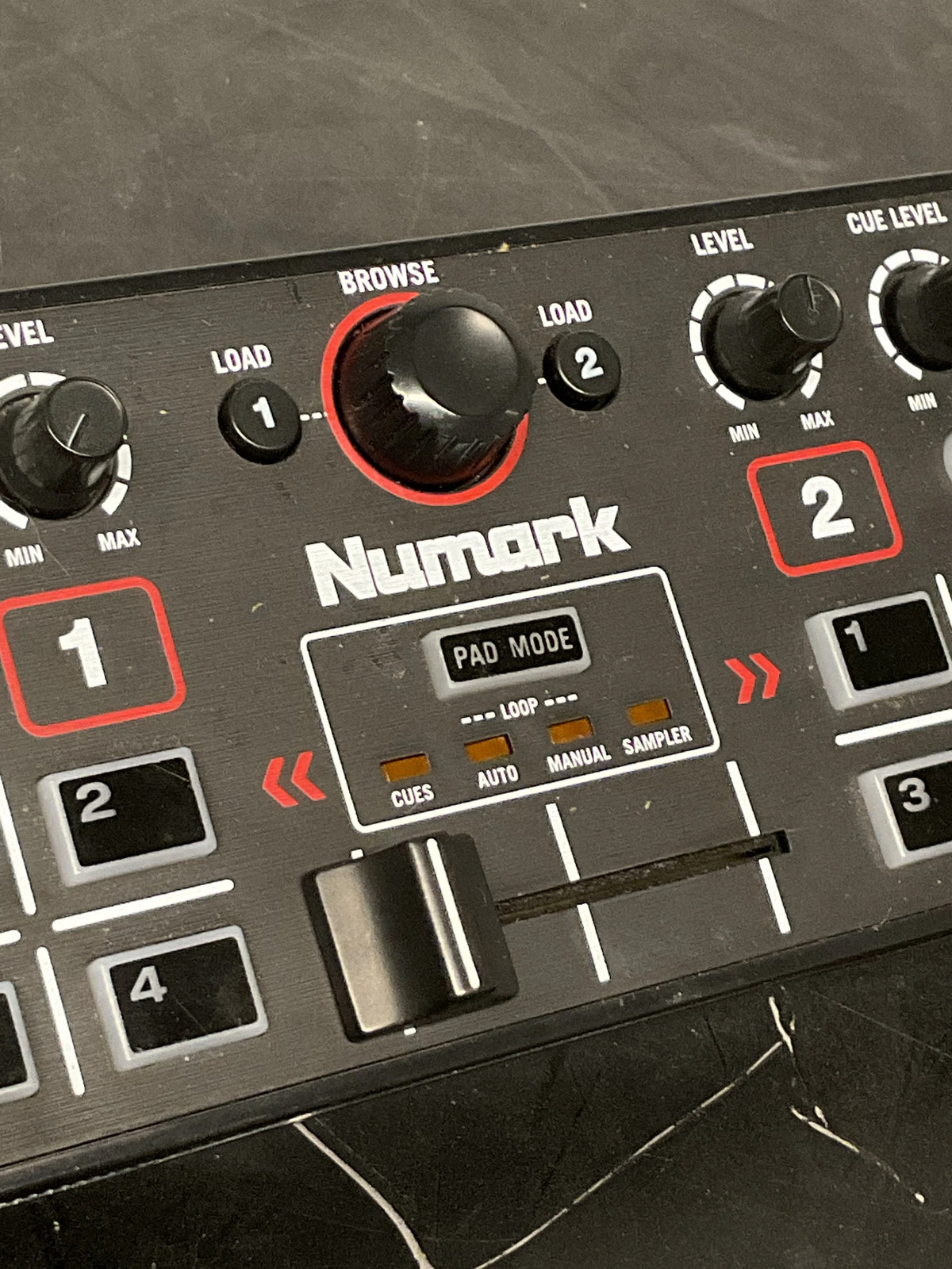 Numark 2-ch Compact USB DJ Controller
