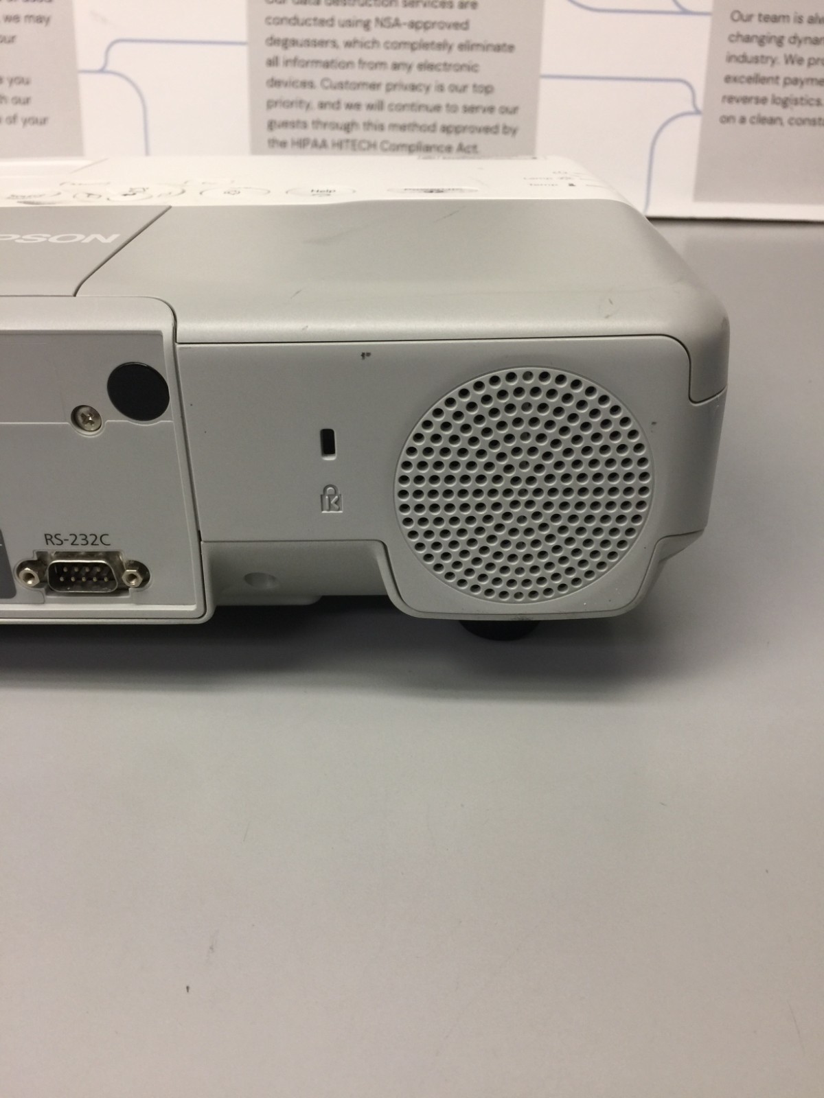 Epson PowerLite 92 LCD Projector model:H381A !!! TESTED!!!#624 LAMP HOURS LEFT !