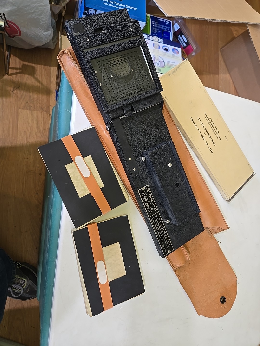 Eastman Kodak Company Rochester, N.Y. Cine Titler Blanks/Masks Leather Case (E)