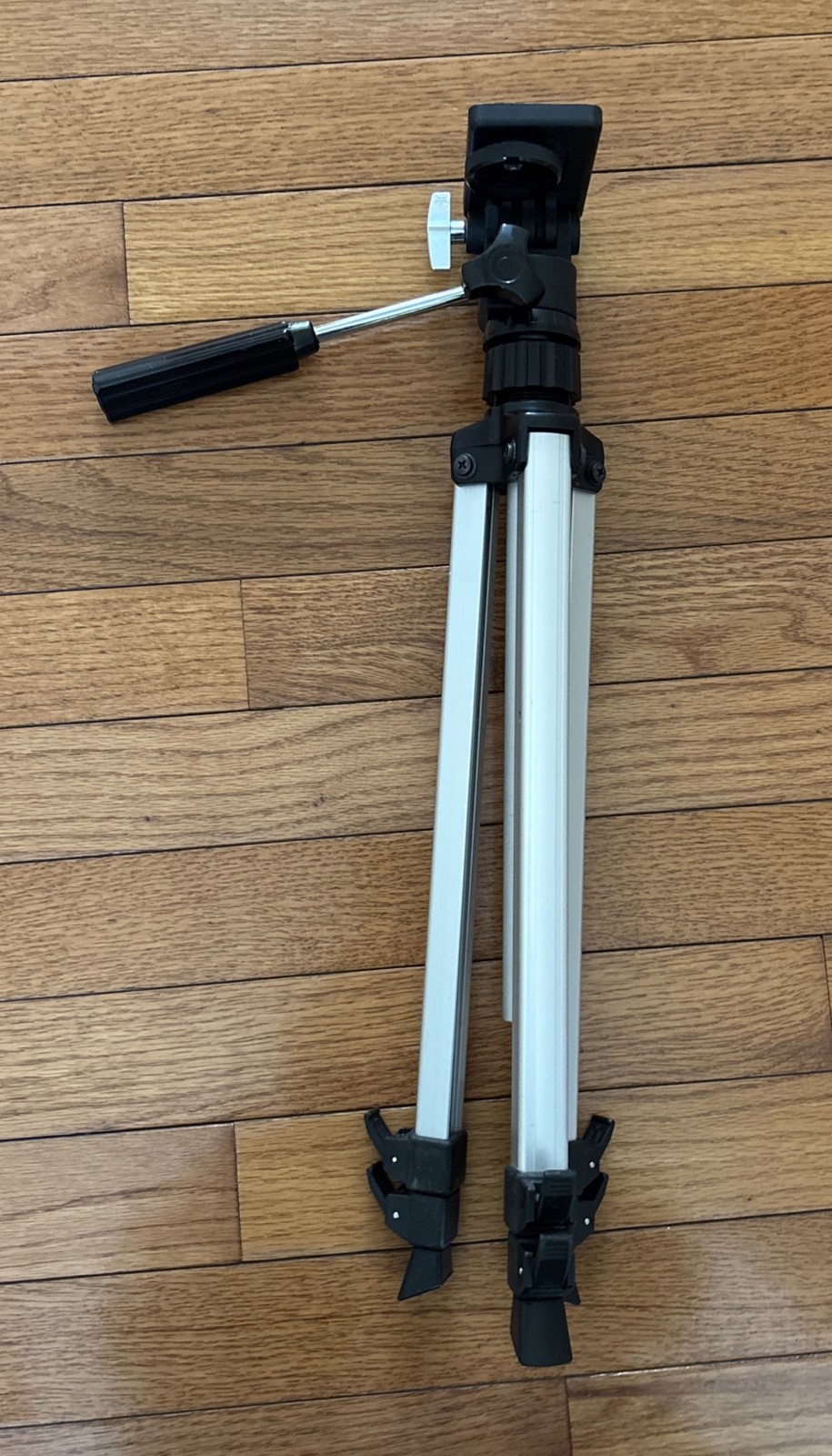 Prinz Albert Camera 43” Tripod Telescoping Pan Tilt Extendable Silver Japan