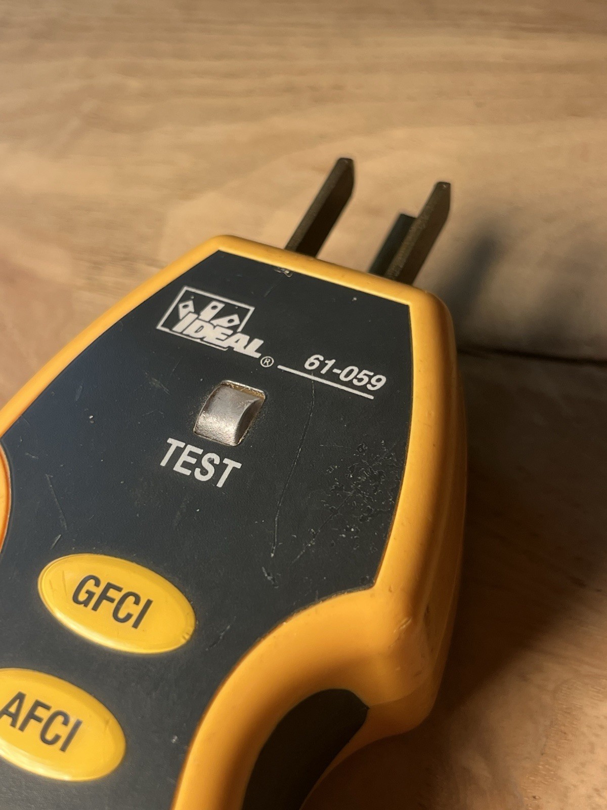 Ideal 61-059 GFCI AFCI Circuit Tester / Voltage Continuity Tester
