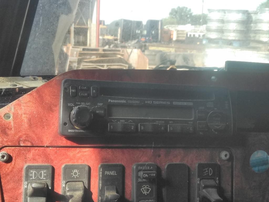 Replaces 2004 INTERNATIONAL 9400I RADIO AM/FM/CD ,  GA