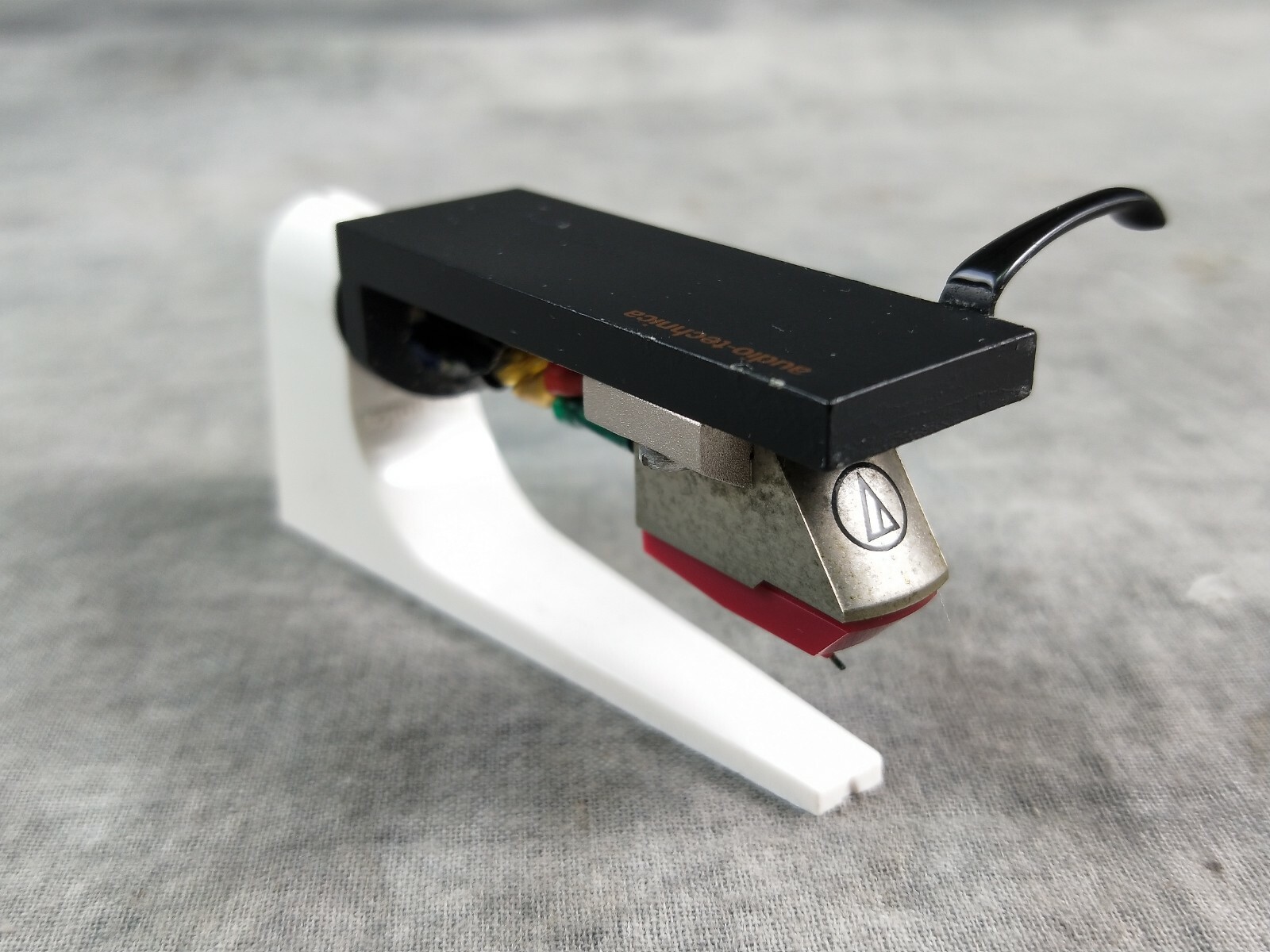 Audio-Technica AT-F3 MC Cartridge With headshell In Excellent Condition