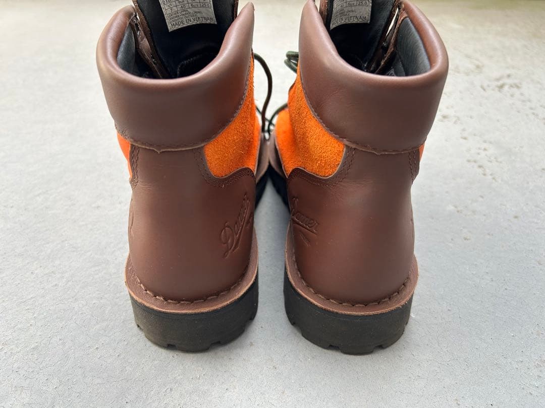 TACOMA FUJI RECORDS x DANNER Field