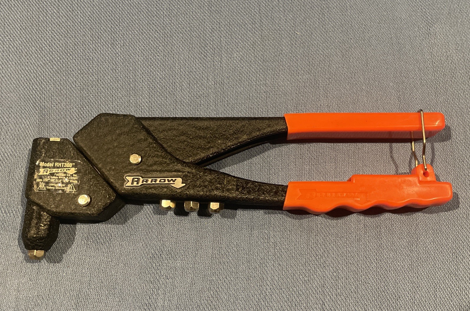 Arrow RHT300 Professional Swivel Head Rivet Gun Fastener Tool