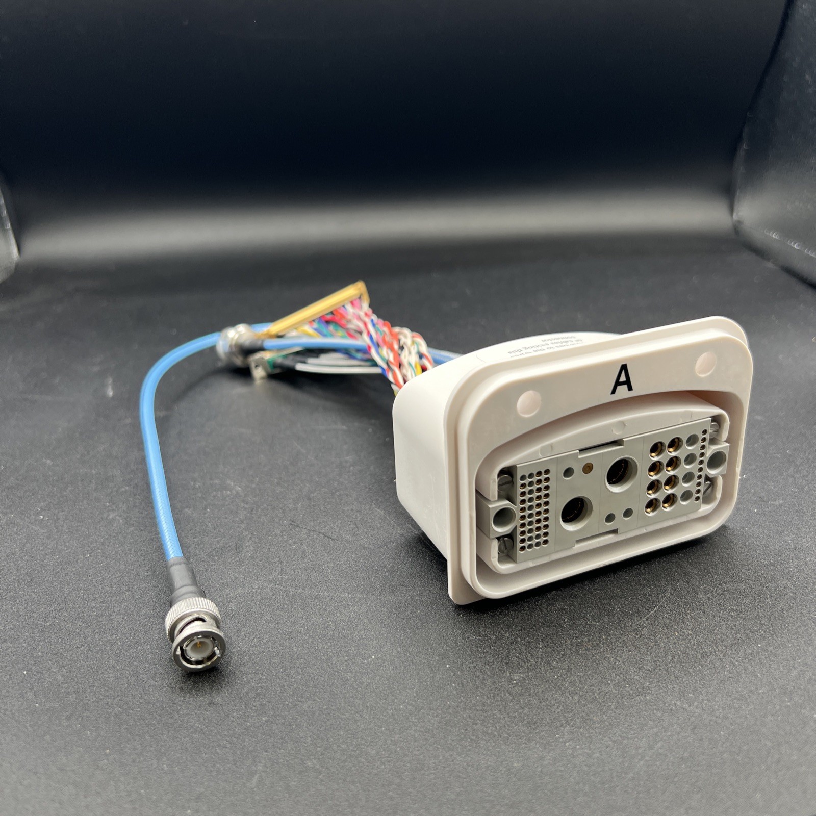 GE Model 5371622-2, B-BEZEL CABLE HARNESS