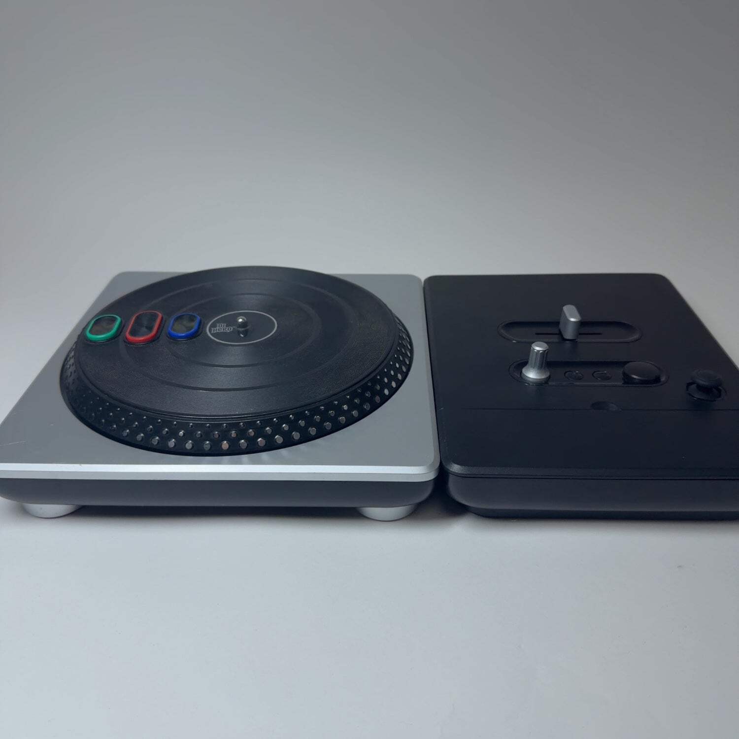 DJ Hero Turntable Wireless Turntable Controller