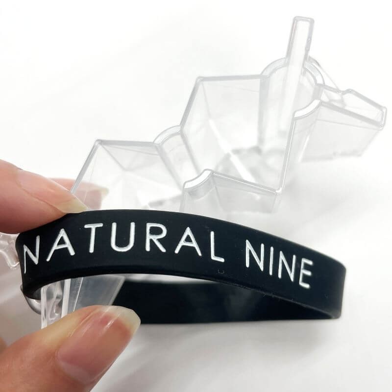 Natural Nine Crystal Twin-Color Tricky Flight Case