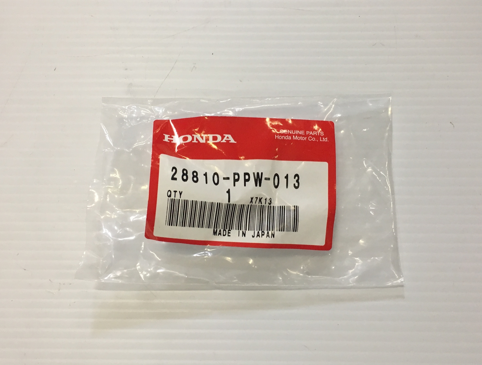 New Genuine OEM Honda Acura 28810-PPW-013 Transmission Vehicle Speed Sensor