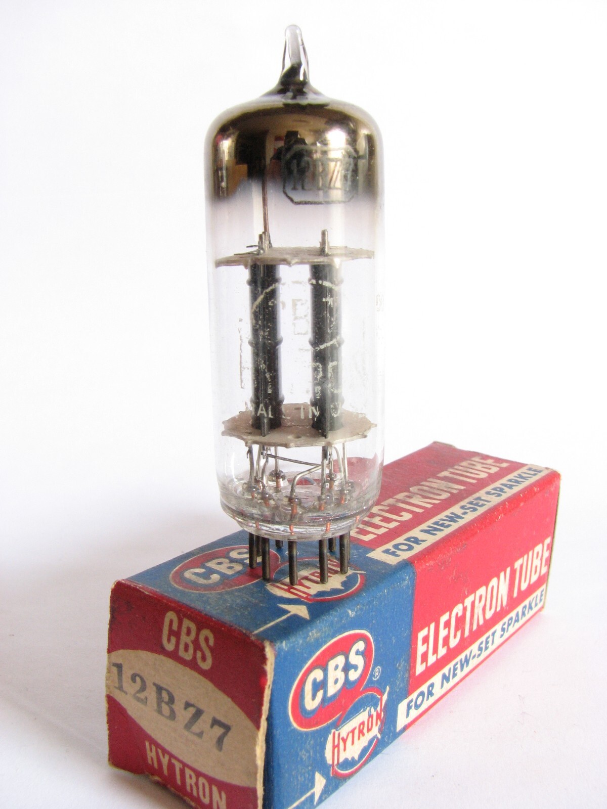 1950s CBS/Hytron 12BZ7 Tube - NOS / New In Box (Black Plates,Horseshoe Getter)