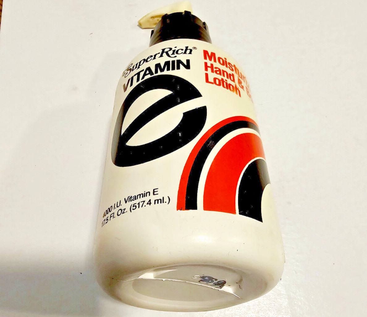OLD VITAMIN E MOISTURIZING LOTION MAJESTIC DRUG CO BRONX NY COLORFUL 70s STYLE
