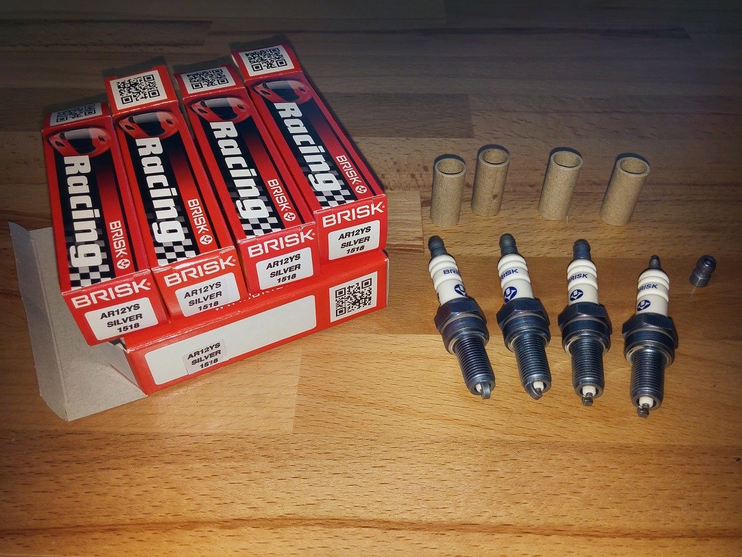 4x BRISK AR12YS-nc8 Upgrade Spark Plugs fit: Suzuki GSF650 Bandit - 2005 to 2015