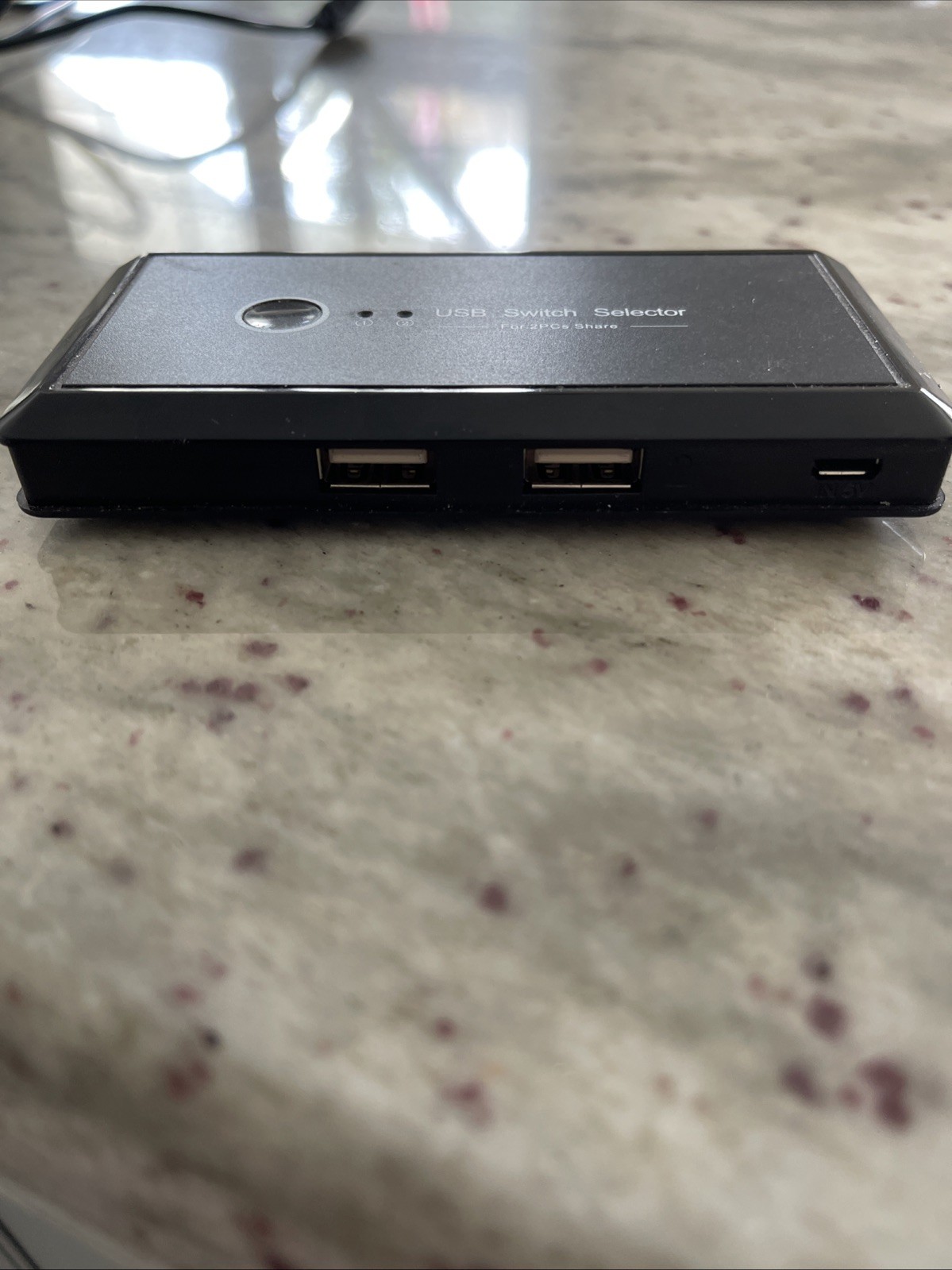 USB Switch Selector - Used - Amtake USB 2.0 KVM Switch for 2 PCs, 4 Devices