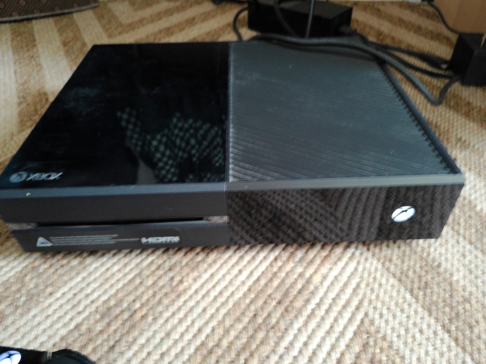 Microsoft Xbox One Model 1540 500GB Console And Controller Only Tested & Working
